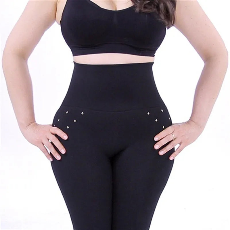 Model wearing Diamond Zippered Seamless High Waist Leggings with decorative studs, showcasing a flattering fit.